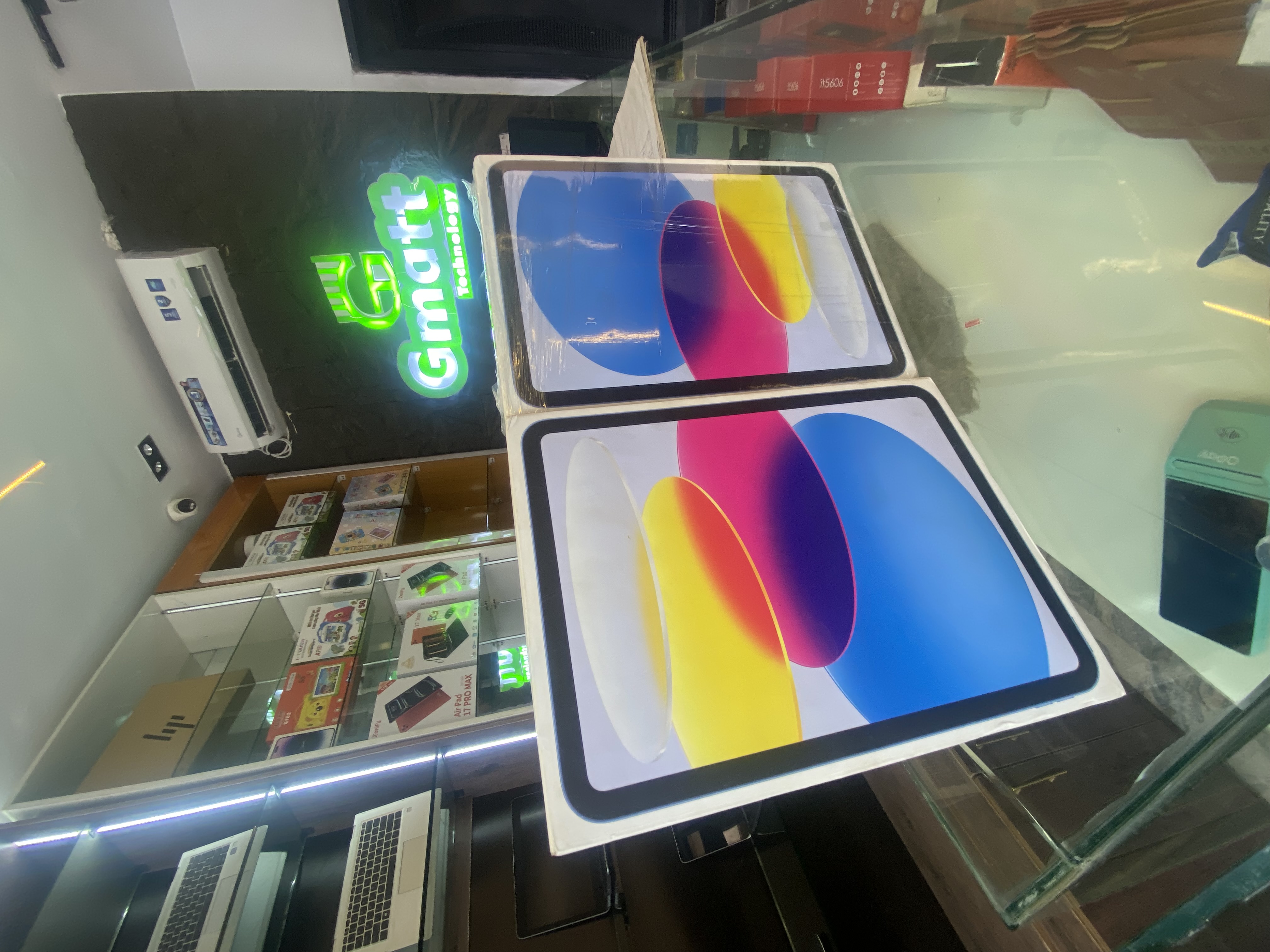 Apple IPad A16 11th generation 