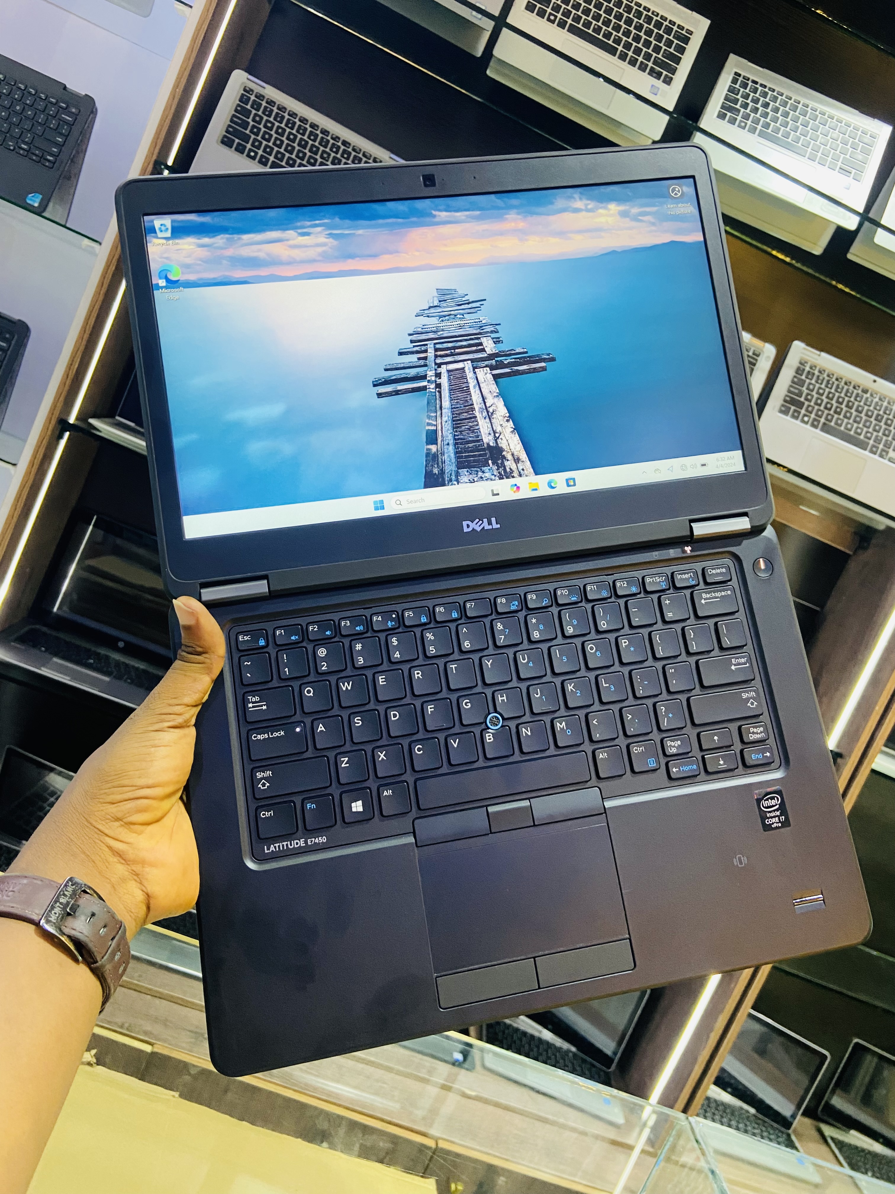 Dell latitude 7450